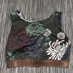 halter top sports bra